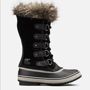 Sorel- Women’s Joan of Arctic Boot in black